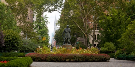 New York City, USA , August, 5, 2012 - Gramercy Park is a small 2 acre park located in the Gramercy section of New York City on August 5, 2012. It is a private park with key access for residents that pay an annual fee to use.のeditorial素材