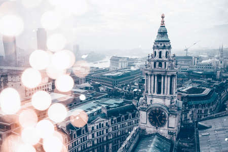 Snowing in London, UK - winter holiday in the cityの写真素材
