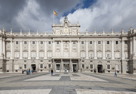 MADRID, SPAIN - October 23, 2013; the Royal Palace, the official residence of the Royal Family in Madrid, October 23, 2013のeditorial素材