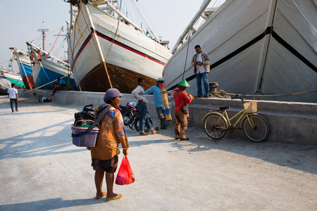 Jakarta, Indonesia - September 9, 2015: People near Makassar schooners (pinisi) in Sunda Kelapa, the old port of Jakarta, Indonesiaのeditorial素材