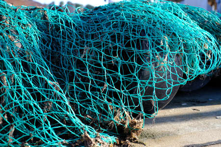 Coarse-meshed net for fishing