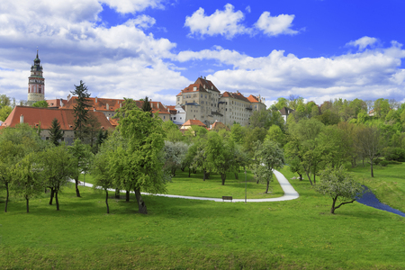 City skyline of Cesky Krumlov view from city park in springのeditorial素材