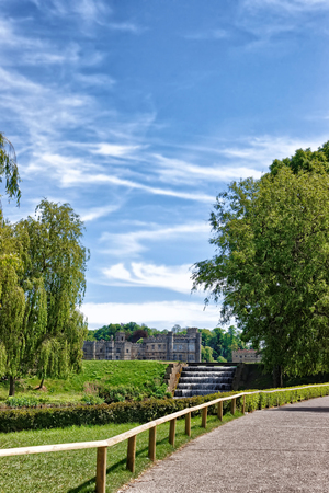 Leeds Castle in the island and the Len lake in Kent of the UK. The castle was built in the twelfth century as a king residence. Now it is open to the public.のeditorial素材
