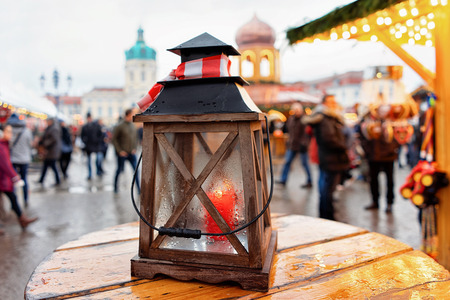 Street Lantern on Christmas Market at Charlottenburg Palace in Winter Berlin, Germany. Advent Fair Decoration and Stalls with the Crafts Items on the Bazaar.の写真素材