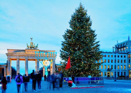 Berlin, Germany - December 13, 2017: Brandenburg Gate Building, in Berlin, in Germany, Illuminated at nightのeditorial素材