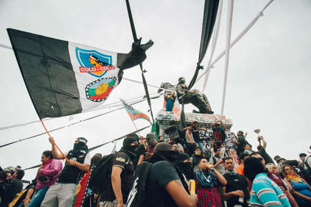 SANTIAGO, CHILE-NOVEMBER 8, 2019 -Protesters gather at Plaza Baquedano to continue their fight against the government of Sebastian Pinera In the middle of a great social crisis.のeditorial素材