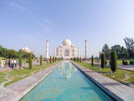 Taj Mahal, Mausoleum in Agra, Indiaの写真素材