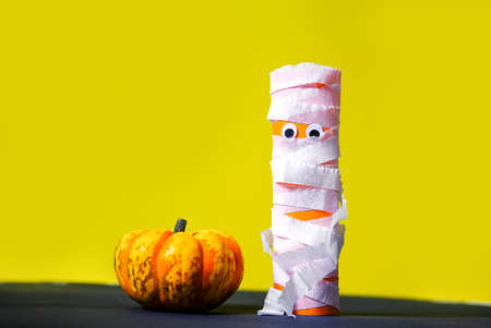 Easy DIY Halloween crafts for kids. Paper ghosts.の写真素材