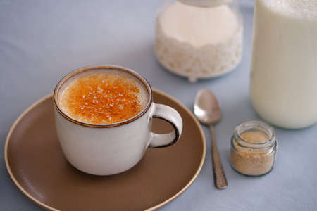 Traditional Turkish hot beverage salep or Sahlep.の写真素材