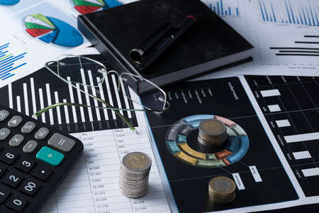 seek a best stock market investmentの写真素材