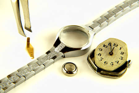 Battery change on an old clock