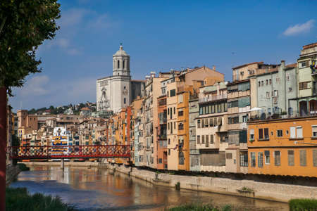 GIRONA, CATALONIA/SPAIN - MAY 13, 2015: The old quarter of Girona with Onyar river, Eiffel bridge and the cathedral.のeditorial素材