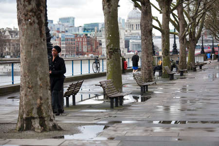 LONDON, ENGLAND - March 12, 2017 London's South bank in the rain. Englandのeditorial素材