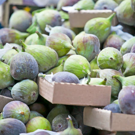 Turkish figs in a box on the market for saleの写真素材