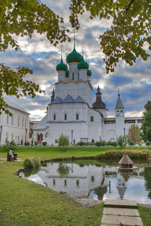 ROSTOV, Russia - 11 September 2017 , Kremlin of ancient town of Rostov Veliky.Russia. Golden Ringのeditorial素材