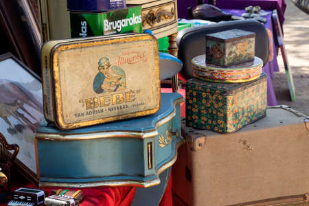 Barcelona, Spain - September 27, 2019: Mercat Port Barcelona. Flea market Fira Brocanters -Port Antic. cookie tin cansのeditorial素材