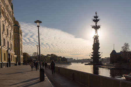 Moscow, Russia - 08 October 2021, View from the bridge at Bolotnaya Embankmentのeditorial素材