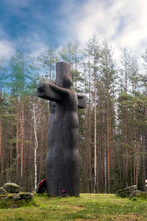 PITKYARANTA, KARELIA RUSSIA - November 16, 2021: The Scorby (sorrow) Cross memorial is the first memorial dedicated to the Soviet and Finnish soldiers who fell in the Soviet Cold warのeditorial素材
