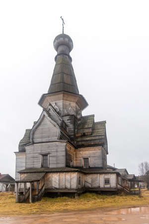 Murmansk region, Russia - 01 November 2021, Orthodox wood chirch in Varzuga, Russia, Oblast Murmansk, Kola, Varzugaのeditorial素材