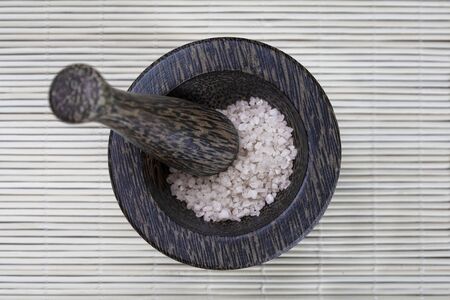 Close up view oÐ°  brown mortar with ingredients insideの写真素材