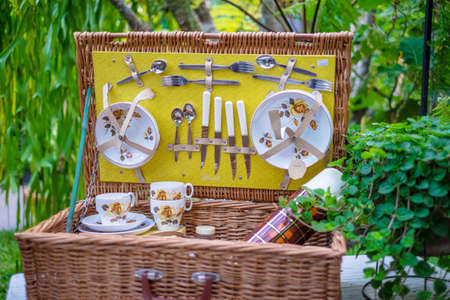 picnic basket vintageの写真素材