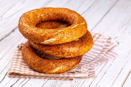 Turkish bagel