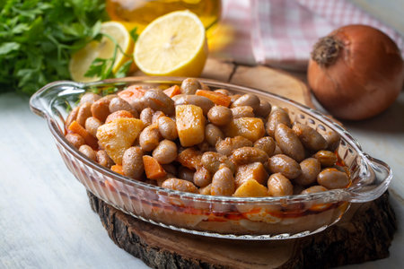 Cranberry Bean Stew Turkish Kidney Bean Pilaki, Potato and carrot pinto beans (Turkish name; kidney beans with potatoes and carrots)の写真素材