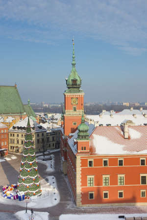 Warsaw Castle Square with christmas tree and decorations at winter from above, Polandのeditorial素材