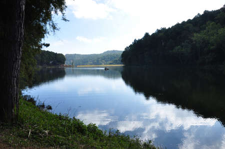 Camping Beautiful forest lake at Pang Ung, Thailandの写真素材