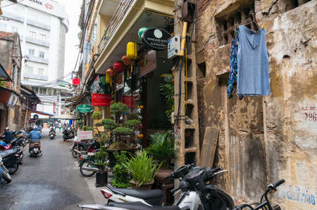 Hanoi, Vietnam - August 12, 2017: Narrow street with hotels in Old Quarters district in Hanoiのeditorial素材