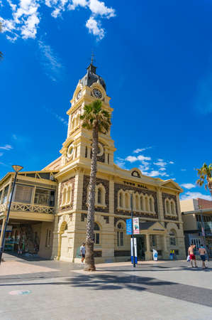 Glenelg, Australia - November 13, 2017: Glenelg Town Hall and squareのeditorial素材