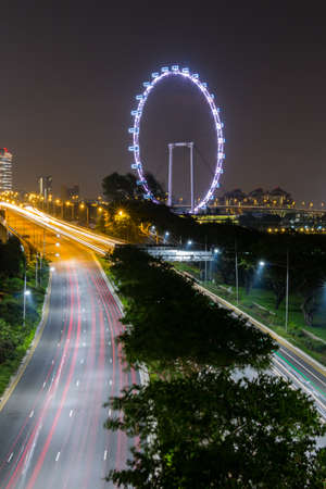 Singapore Flyer - the largest ferris wheel in the world.のeditorial素材
