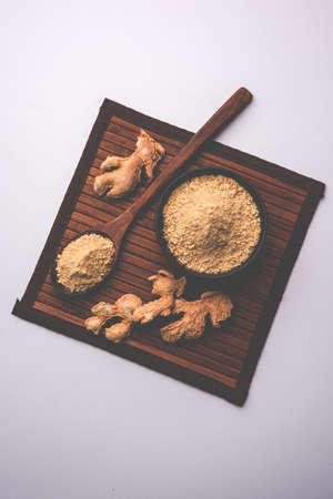 Ginger powder with dried Ginger also known as Sunth or Sonth in India