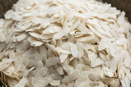 Raw Flattened Rice or Thick or thin Rice Flakes for Namkeen Chivda snacks or Aloo Poha for Indian...
