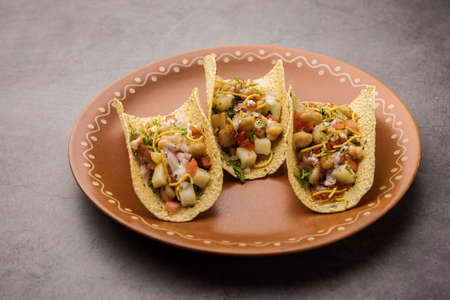 MasalaÂ Papad TacosÂ is an Indian appetizer recipe made in the style of mexican tacoの写真素材