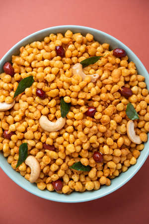 Masala Kara BoondÂ or Namkeen Bundi With Cashew, Peanuts And Curry Leaves, Indian Mixture Snack Item Made With Besan Flourの写真素材