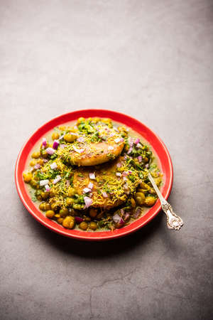 Ragda pattice is a dish of mashed potato patties and pea sauce, and is part of the street food culture in the Indian state of Maharashtraの写真素材