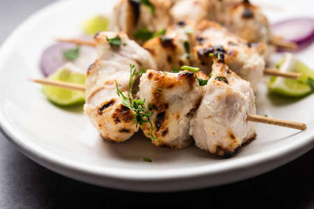 Malai Chicken Tikka or murgh malai is a mouthwatering juicy grilled chicken recipe