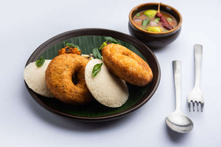 idli vada with sambar pr sambhar also called medu wada rice cake