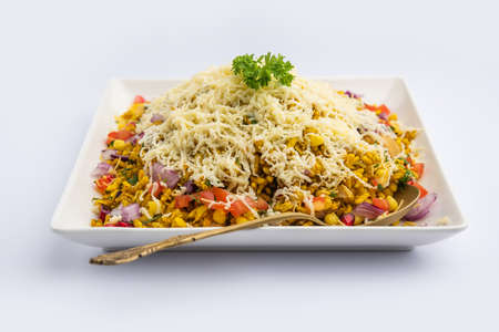 Cheesy Bhel or Cheese bhelpuri is a popular Indian roadside snack