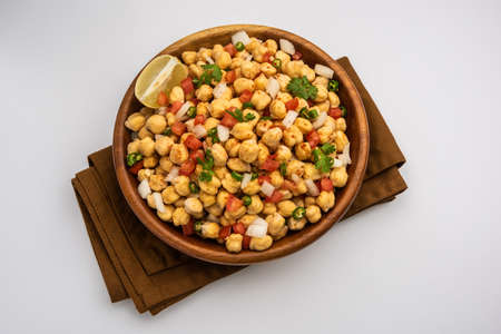 Chola Chana Chaat or black chana chaat with lemon