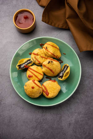 chocolate biscuit pakora, pakodas or fritters, creative Indian teatime snack