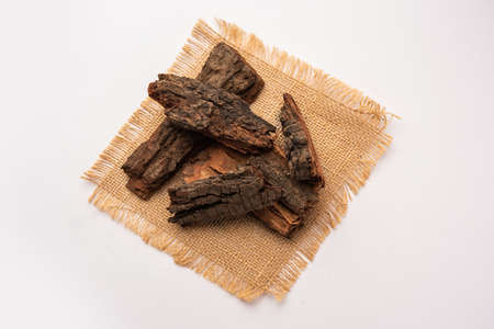 Babul Chaal (Acacia Bark) also known as Vachellia,Nilotica bark,Kikar Ki Chaal,Gum Arabic Tree Bark