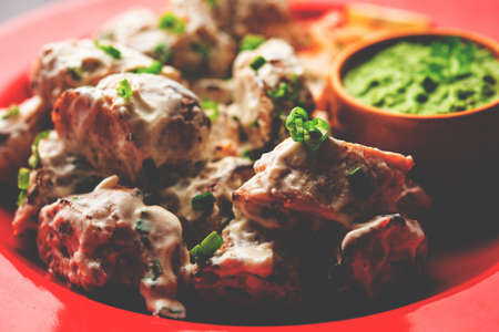 vegetarian soya malai chap made usingÂ soya chaapÂ withÂ whiteÂ creamy gravy
