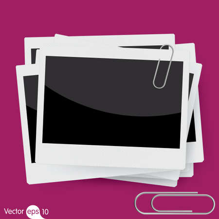 Vector instant photo frame with paperclipのイラスト素材