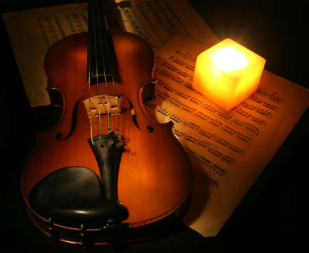 Violin and Candleの写真素材