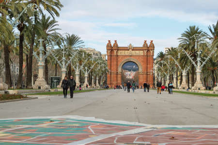 BARCELONA, SPAIN - JANUARY 5: triumphal arch on January 5, 2014 in Barcelona. The arch was built 1888 on occasion of the Universal exposition and designed by Josep Vilaseca i Casanovas.のeditorial素材