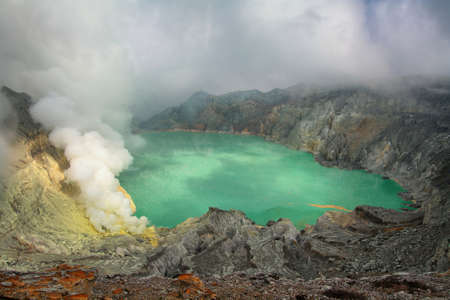 Kahaw Ijen overlook, Java island, Indonesiaのeditorial素材