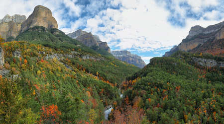 Autumn scene in Ordesa and Monte Perdido National Park, Huesca province, Spainの写真素材
