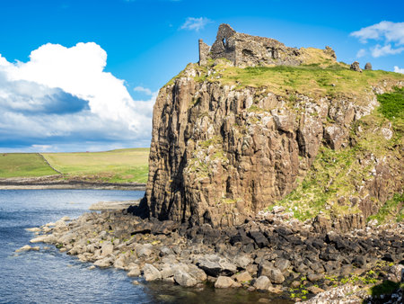 Duntulm castle ruins and cliffs, Scotland, United Kingdomのeditorial素材